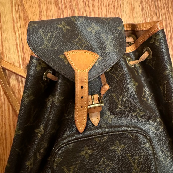 Louis Vuitton Monogram Mini Montsouris Backpack - Picture 11 of 15